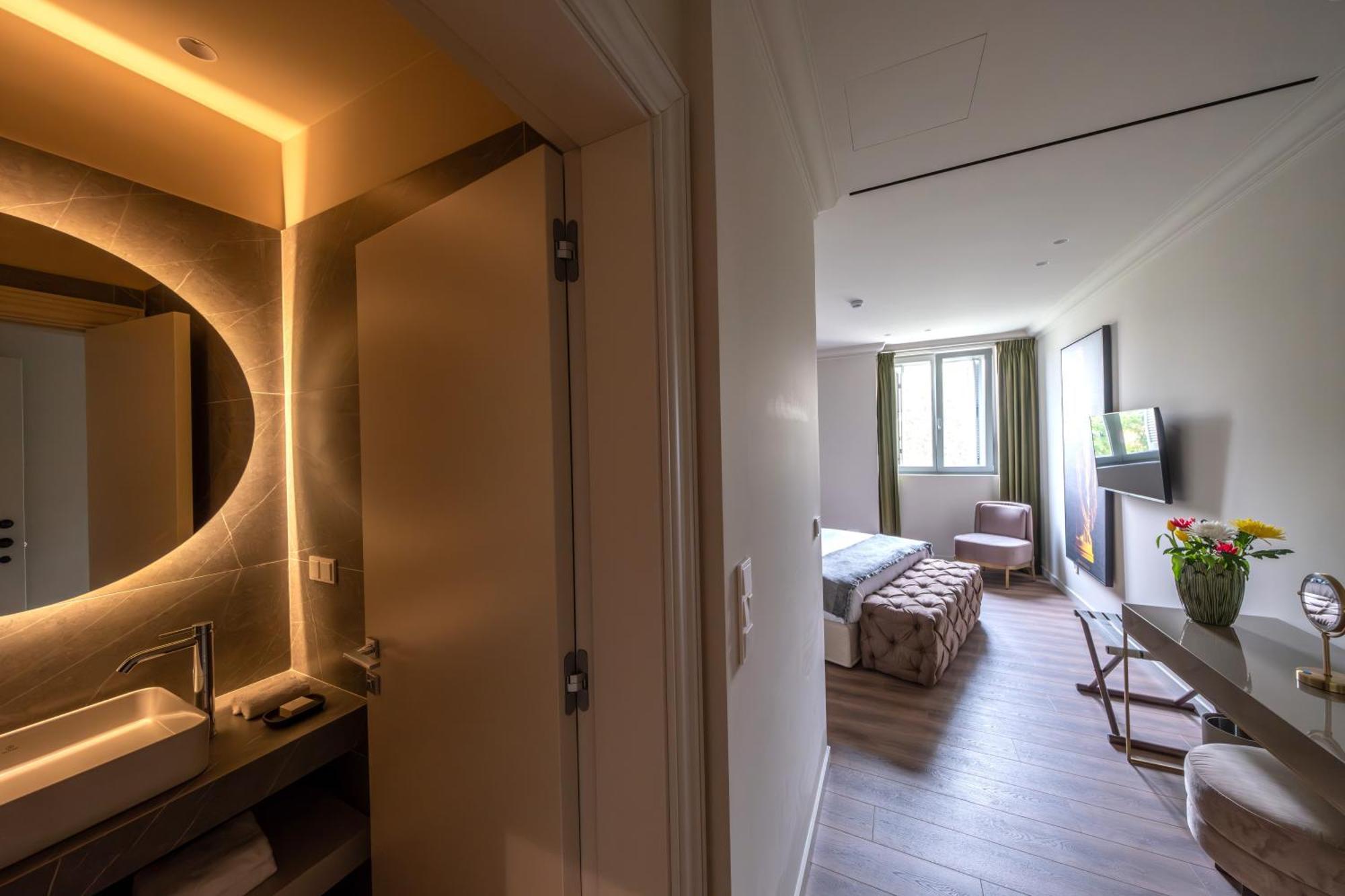 Nine Athens Hotel Buitenkant foto